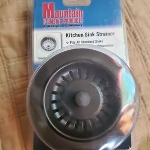 Like New Mountain Plumbing MT300 Kitchen Sink Strainer